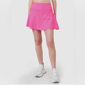 Beyond Yoga Tie Breaker Circle Skirt
In Electric Pink (NWOT)